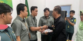 Penyerahan Bantuan Dana Beasiswa (BDBS) Dharmayukti Karini (DYK) Cabang Pengadilan Banding Kalimantan Utara