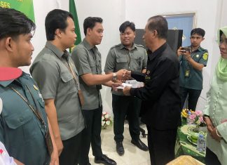Penyerahan Bantuan Dana Beasiswa (BDBS) Dharmayukti Karini (DYK) Cabang Pengadilan Banding Kalimantan Utara